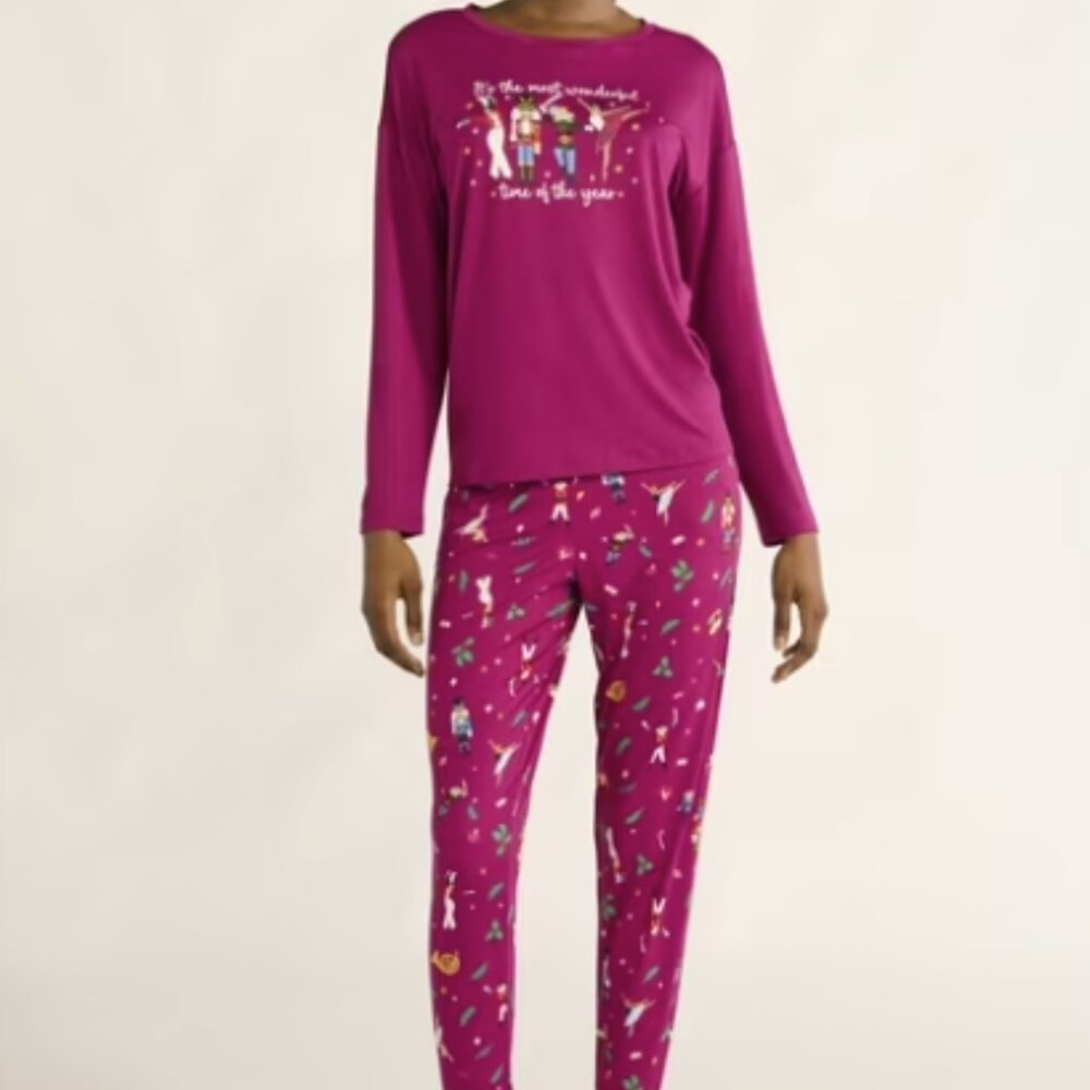 Joyspun Women’s Long Sleeve Tee and Jogger Pants Pajama Set, 2-Piece